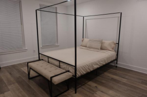 Comfy Private Bedroom w/ Roof Deck